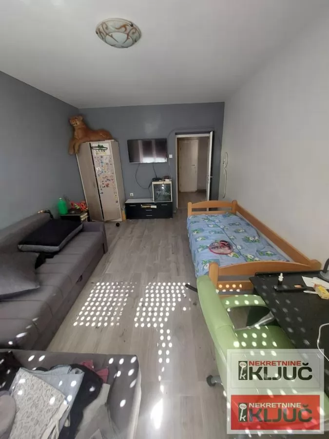 DETELINARA, 73m2, Trosoban, Odličan 6