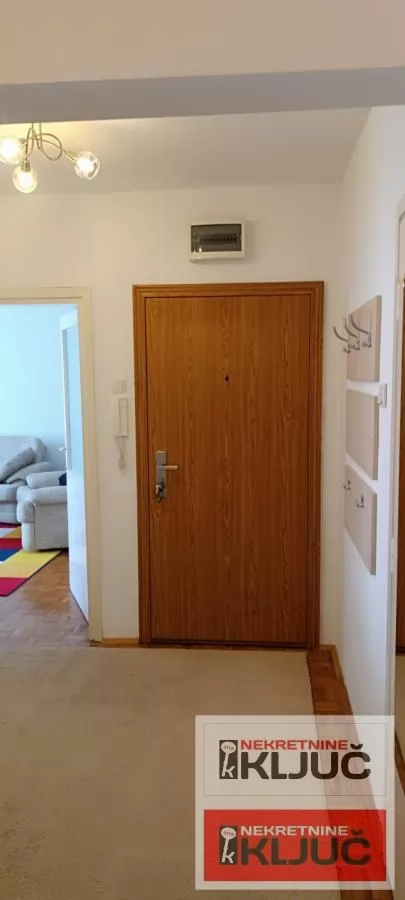 KOD DOMA ZDRAVLJA, 74m2, Trosoban, Porodičan 10