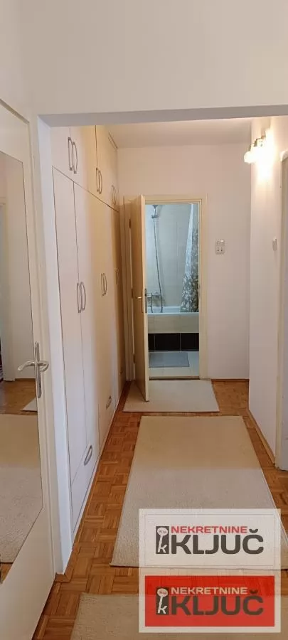 KOD DOMA ZDRAVLJA, 74m2, Trosoban, Porodičan 11