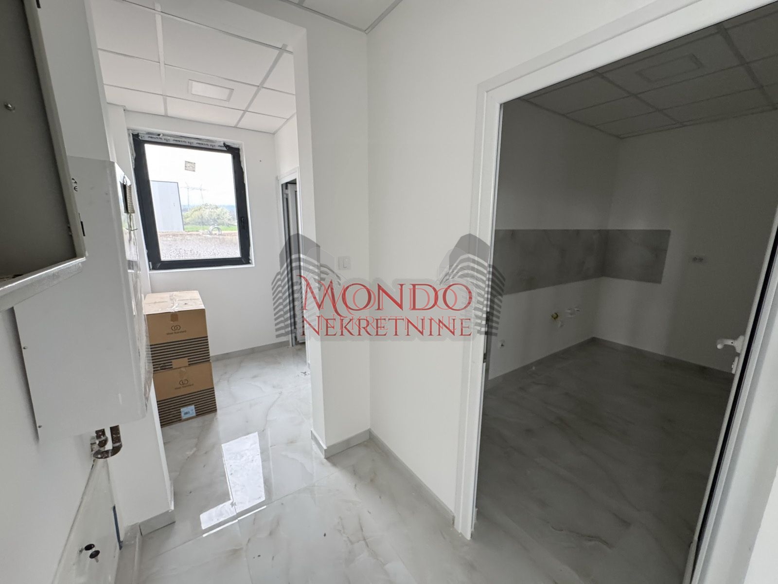 Nov kancelarisko-magacinski prostor u blizini naplatne rampe Istok 5