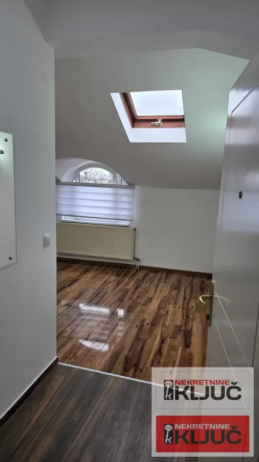 SATELITSKA PIJACA, 22m2, Garsonjera, Useljiva 1