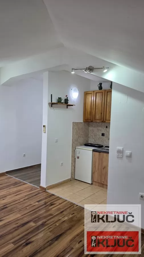 SATELITSKA PIJACA, 22m2, Garsonjera, Useljiva 8