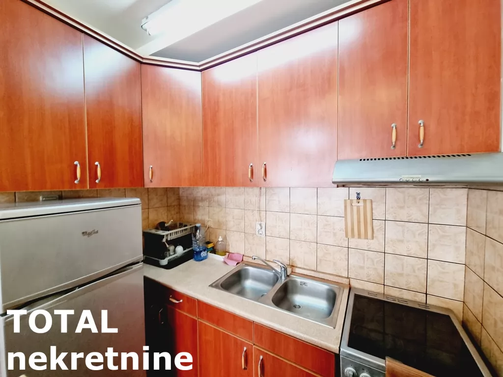 Stan,NOVI SAD,BULEVAR,kv: 47.00, € 156000, ID: 1100106 10