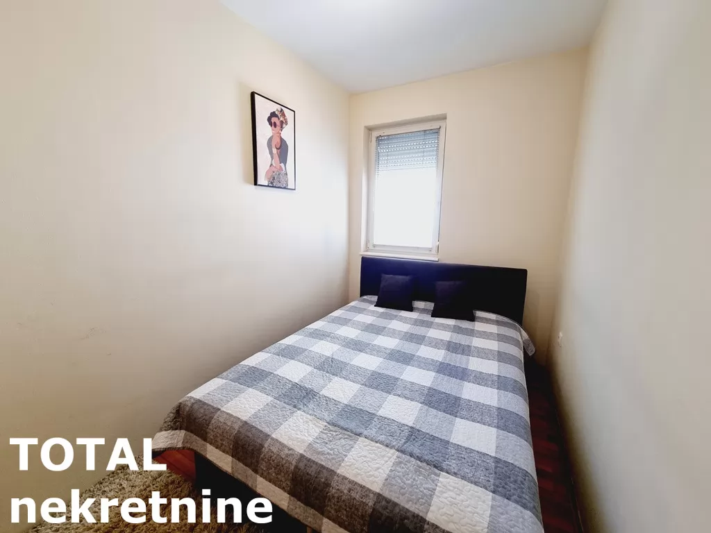 Stan,NOVI SAD,BULEVAR,kv: 47.00, € 156000, ID: 1100106 5