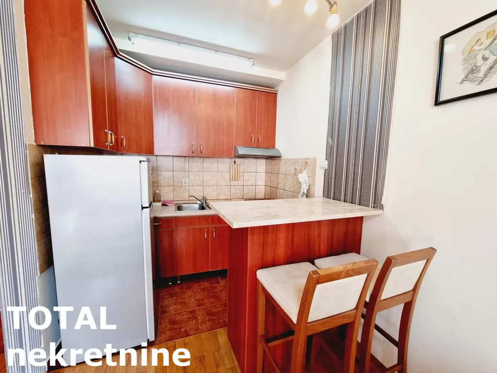 Stan,NOVI SAD,BULEVAR,kv: 47.00, € 156000, ID: 1100106 9