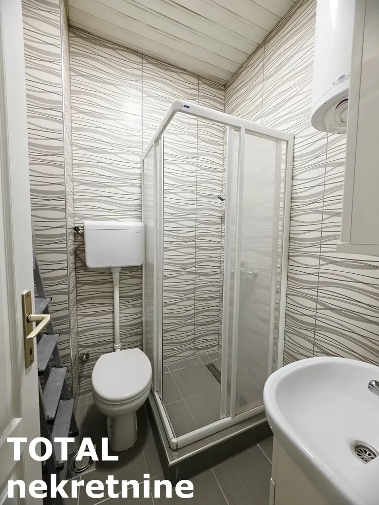 Stan,NOVI SAD,BULEVAR,kv: 71.00, € 198800, ID: 1102487 14