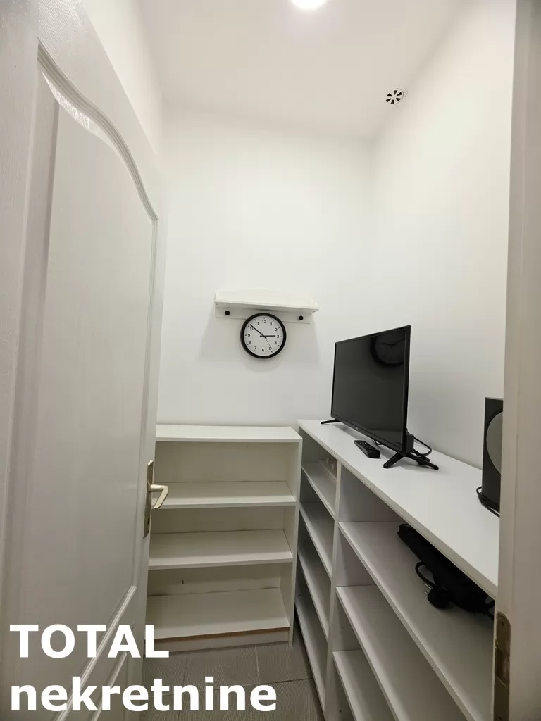 Stan,NOVI SAD,BULEVAR,kv: 71.00, € 198800, ID: 1102487 15