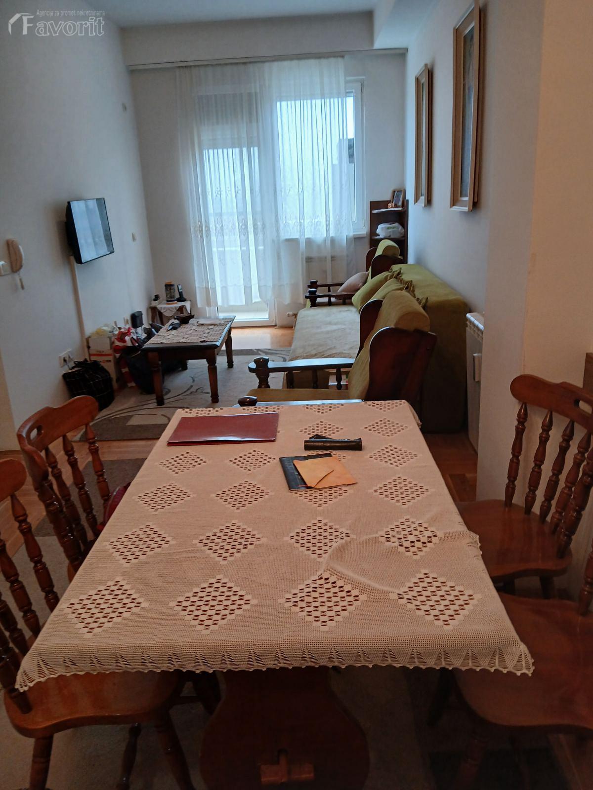 VISNJICKA BANJA, DARINKE JEVRIC, 39m2 4