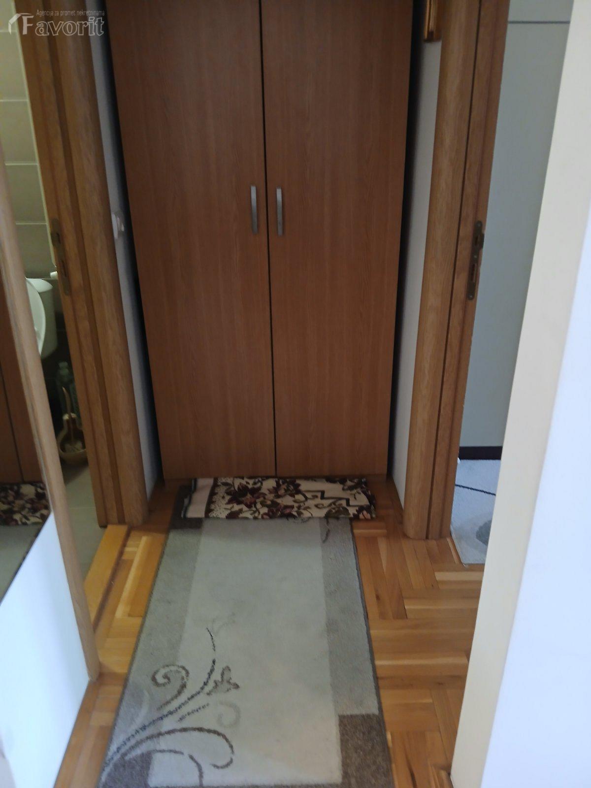 VISNJICKA BANJA, DARINKE JEVRIC, 39m2 6