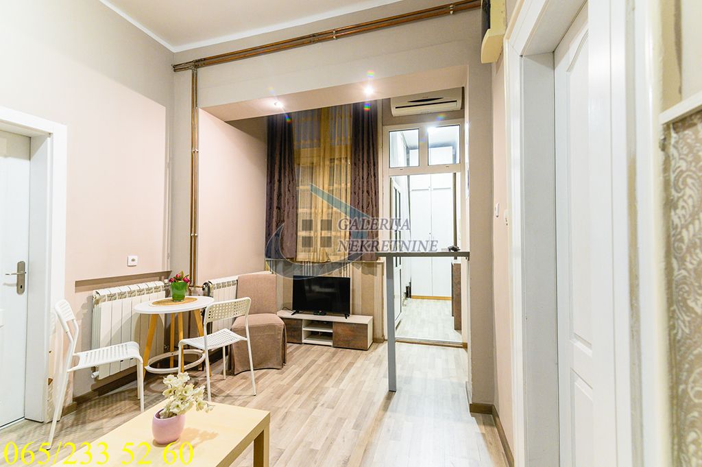 Stari grad  Skadarlija   Cetinjska 1