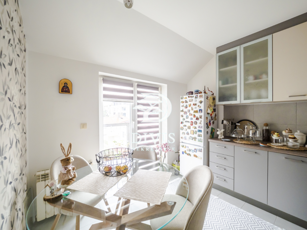 Namešten 3 0 dupleks stan  Lion  Prespanska  94m2 3