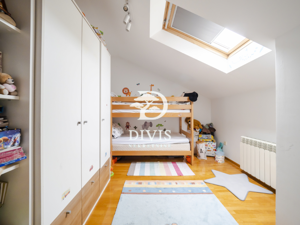 Namešten 3 0 dupleks stan  Lion  Prespanska  94m2 4