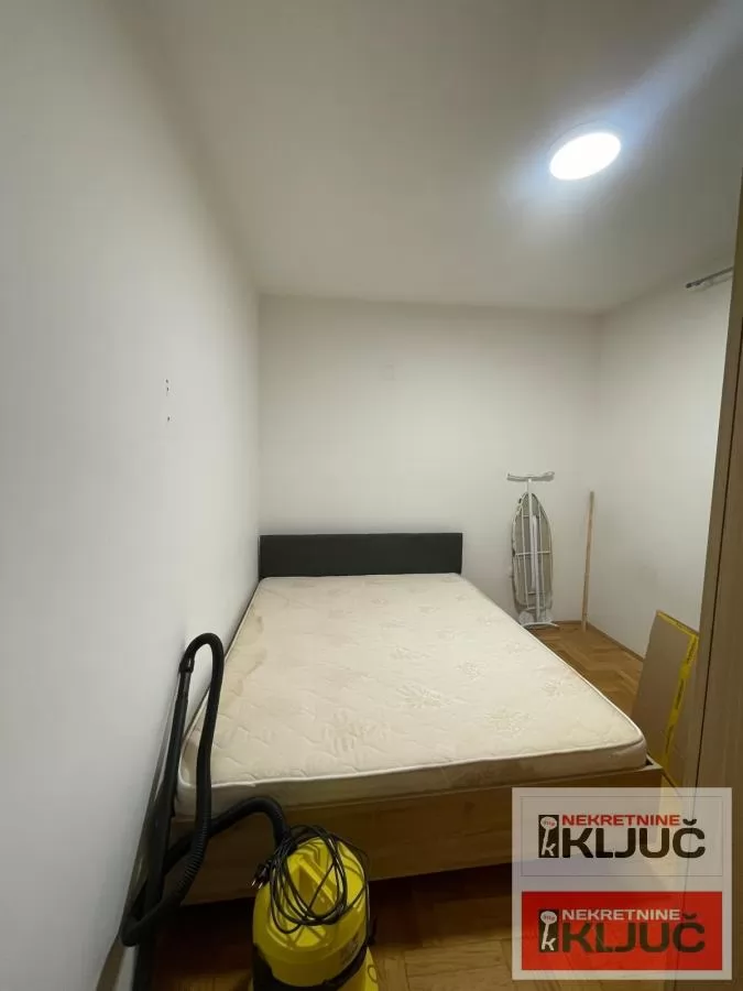 BULEVAR EVROPE IZDAJE SE DVOSOBAN NAMEŠTEN STAN 7