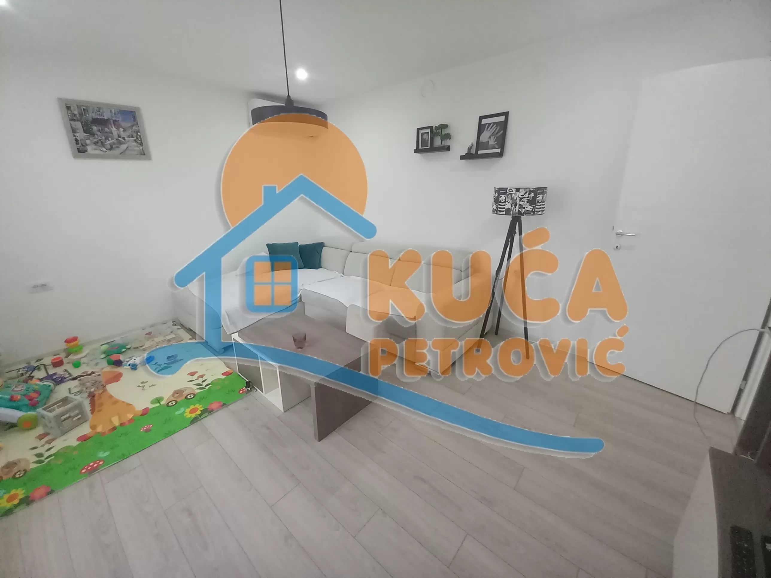 četvorosoban stan, 80.44 m2, Donji Komren, Zlatarska ID: p-016161 2