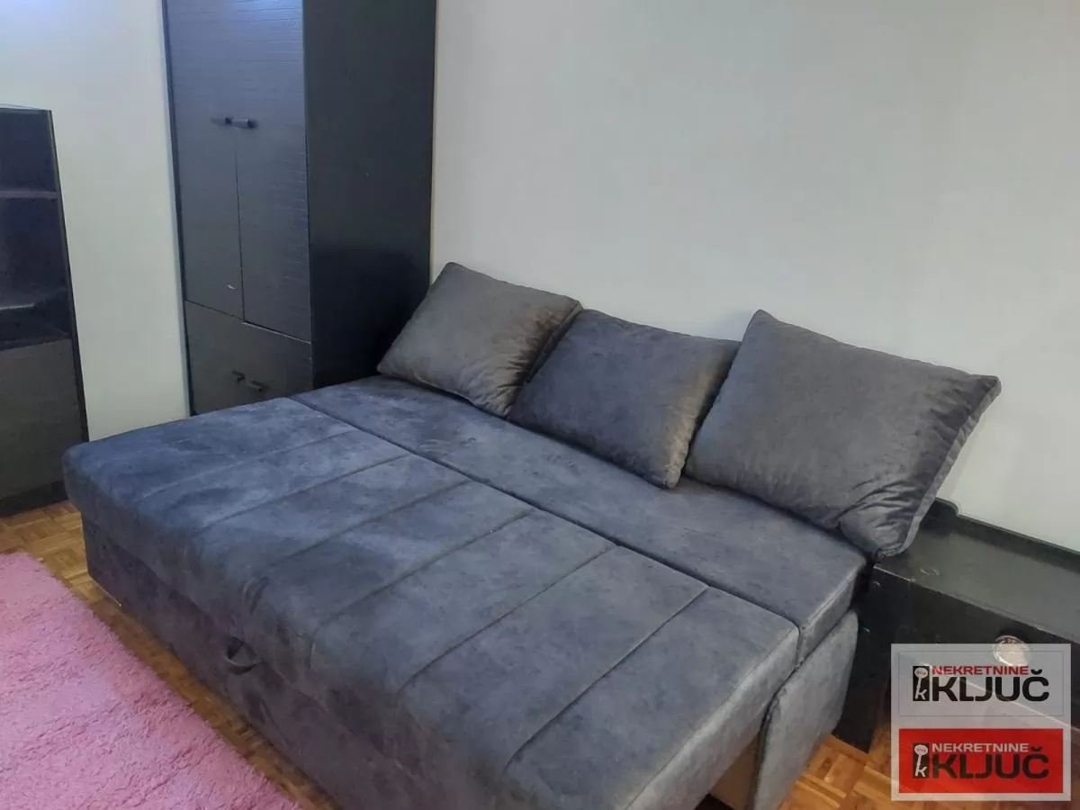 Dobar jednoiposoban stan na Novom naselju 2