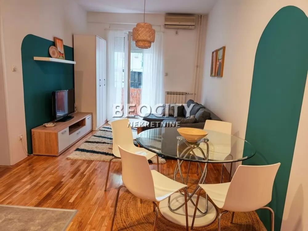 Dvosoban stan, 40 m2, Botanička bašta, Vojvode Dobrnjca ID: 131009 2