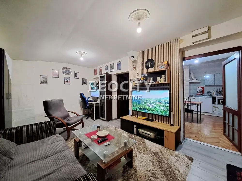 Dvosoban stan, 40 m2, Čubura ID: 130832 1