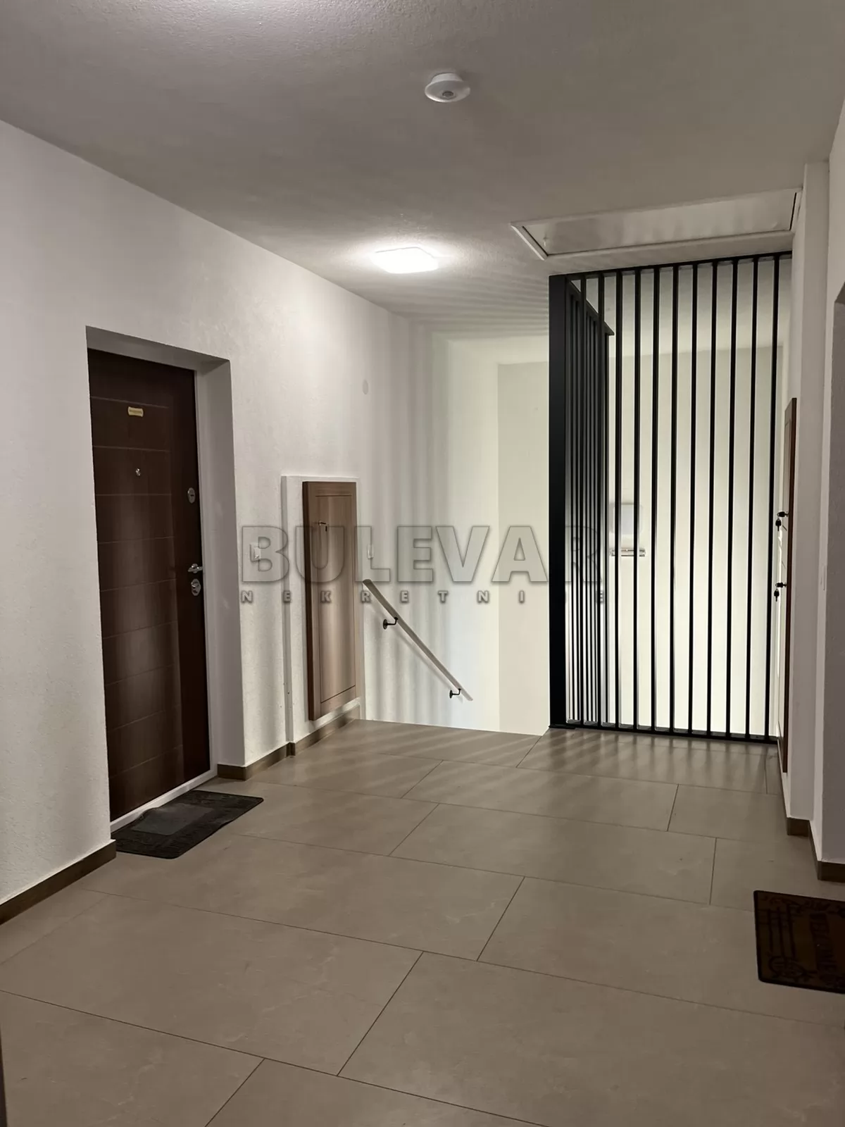 Dvosoban stan, 45 m2, Ratinčeva ID: i-016159 3