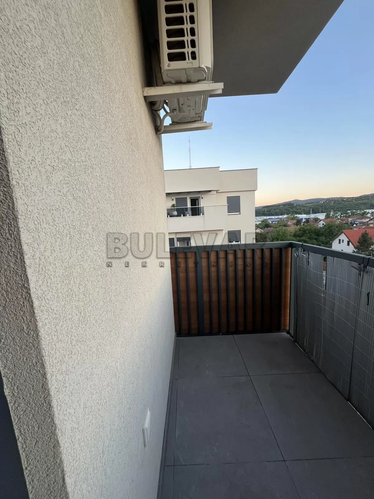 Dvosoban stan, 45 m2, Ratinčeva ID: i-016159 4