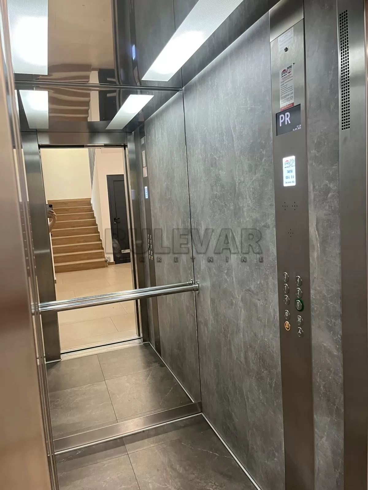 Dvosoban stan, 45 m2, Ratinčeva ID: i-016159 8