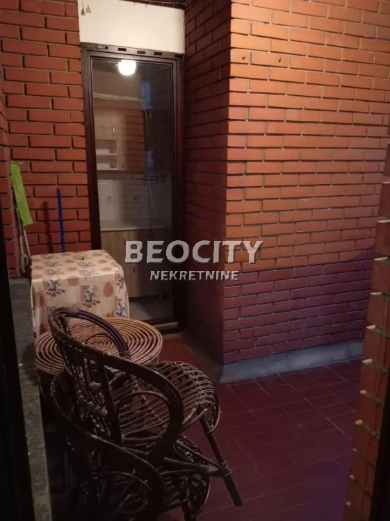 Dvosoban stan, 54 m2, Novo naselje, Partizanskih baza ID: 130980 8