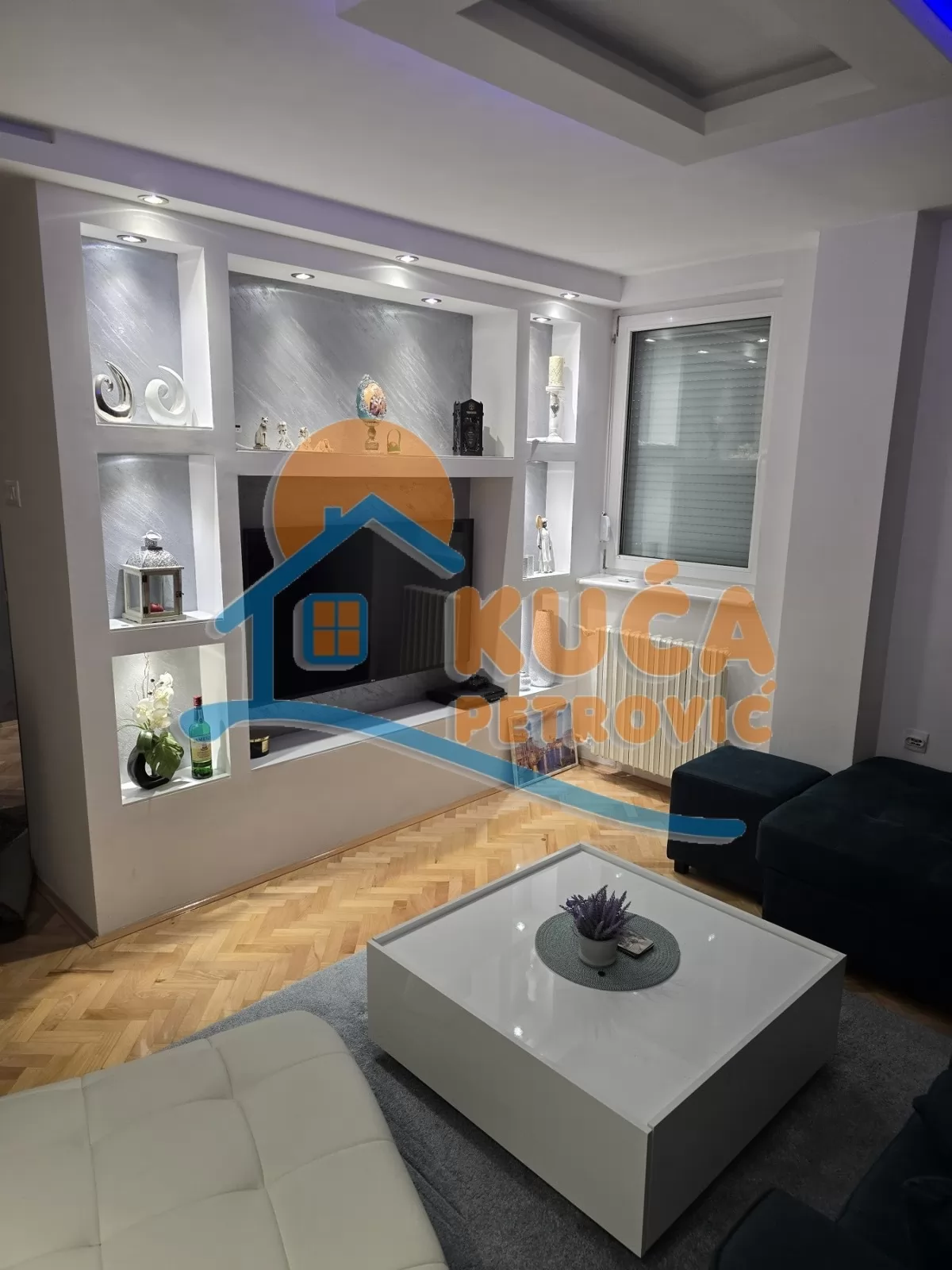 Dvosoban stan, 63 m2, Duvanište, Vizantijski bulevar ID: i-016139 3