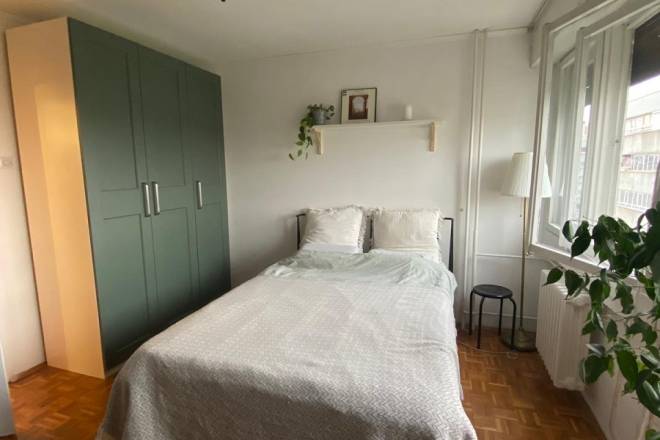 Izdajemo 2 0 stan  Blok 70  Jurija Gagarina  64m2 4