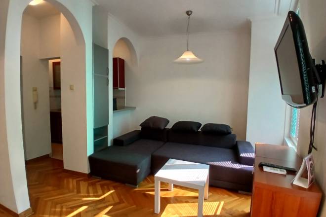 Jednosoban stan na Dorćolu za izdavanje 25m2 4