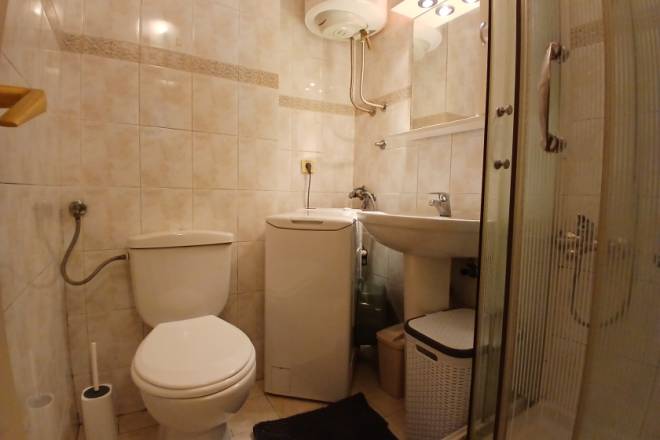 Jednosoban stan na Dorćolu za izdavanje 25m2 5