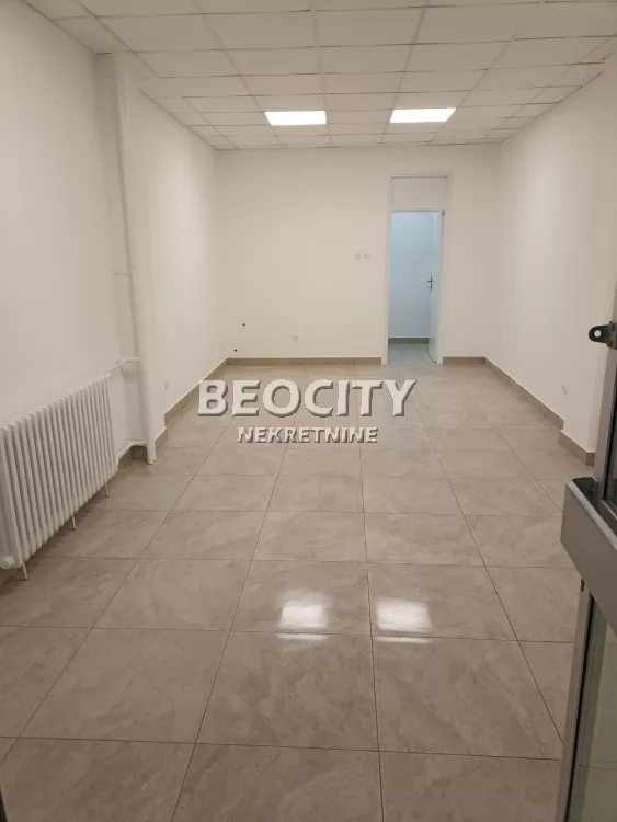 Lokal, 33 m2, Blok 12 (Yubc), Bulevar Mihajla Pupina ID: 128382 1