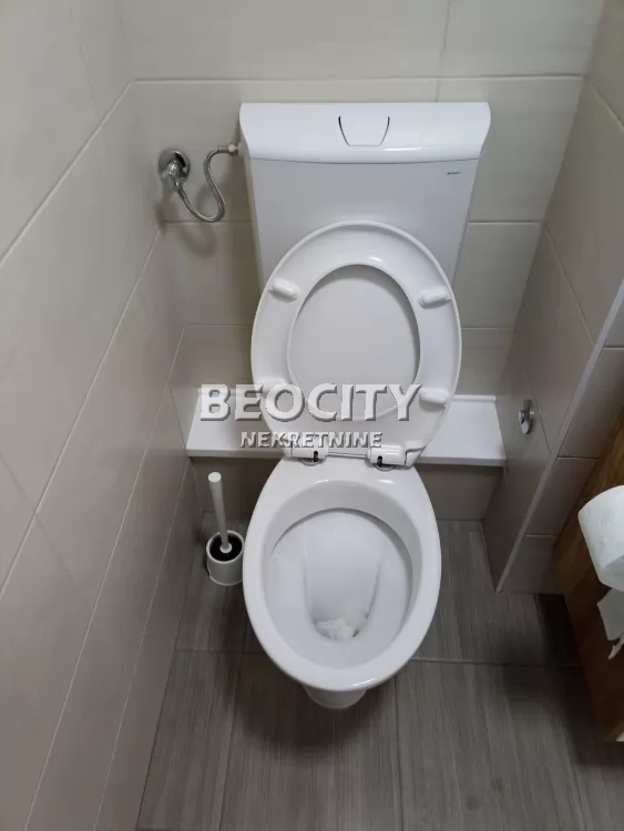 Lokal, 33 m2, Blok 12 (Yubc), Bulevar Mihajla Pupina ID: 128382 4