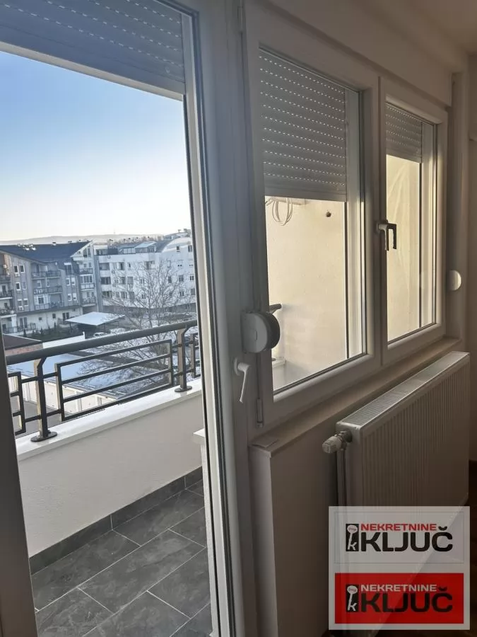 PETROVARADIN, 31m2, Jednosoban, Nov 9