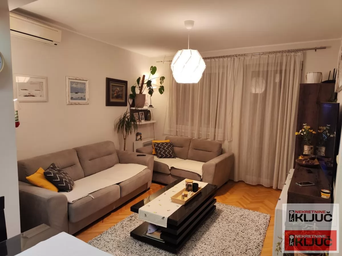 PODBARA, 60m2, Trosoban, Odličan 1