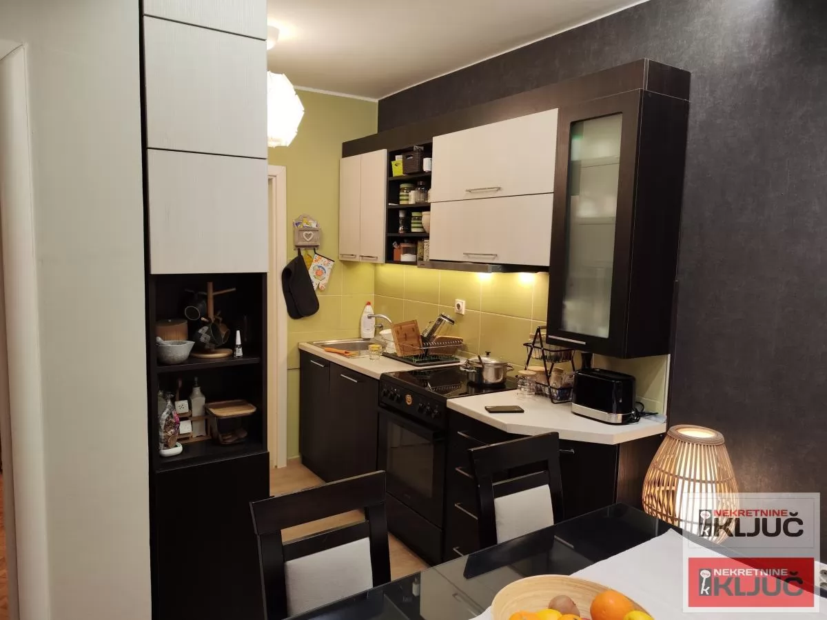 PODBARA, 60m2, Trosoban, Odličan 4