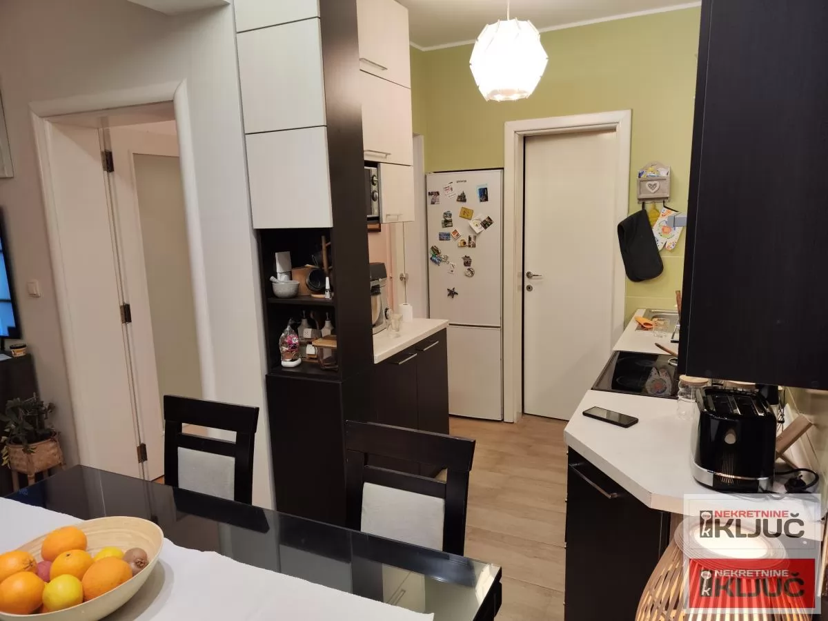 PODBARA, 60m2, Trosoban, Odličan 5