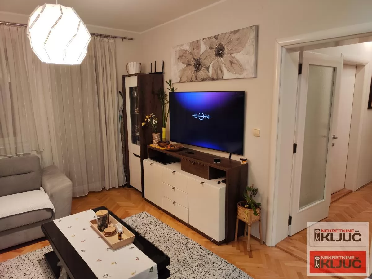 PODBARA, 60m2, Trosoban, Odličan 7