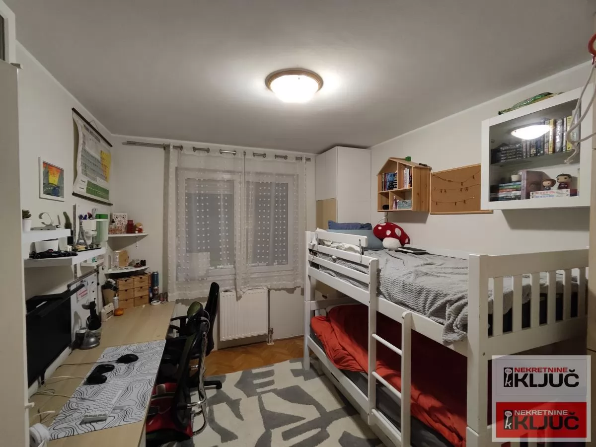 PODBARA, 60m2, Trosoban, Odličan 9