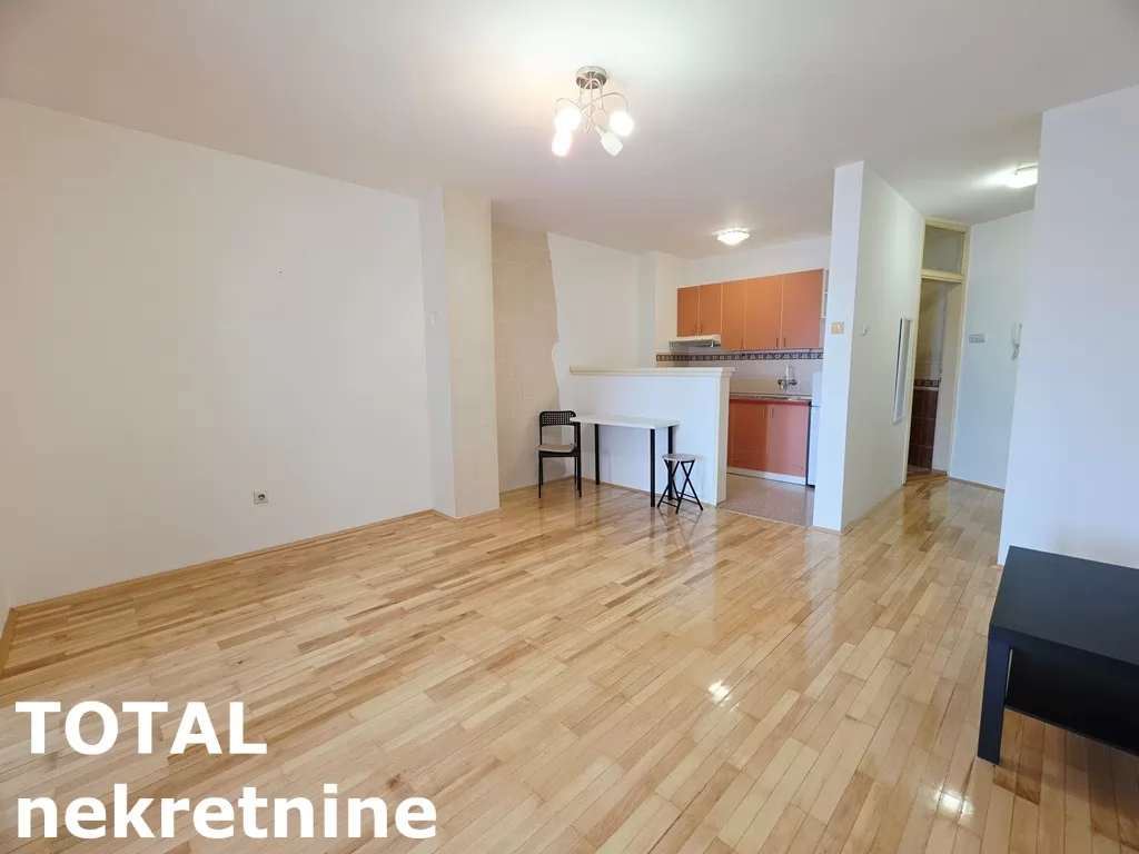 Stan,NOVI SAD,BULEVAR EVROPE,kv: 48.00, € 133000, ID: 1102489 1