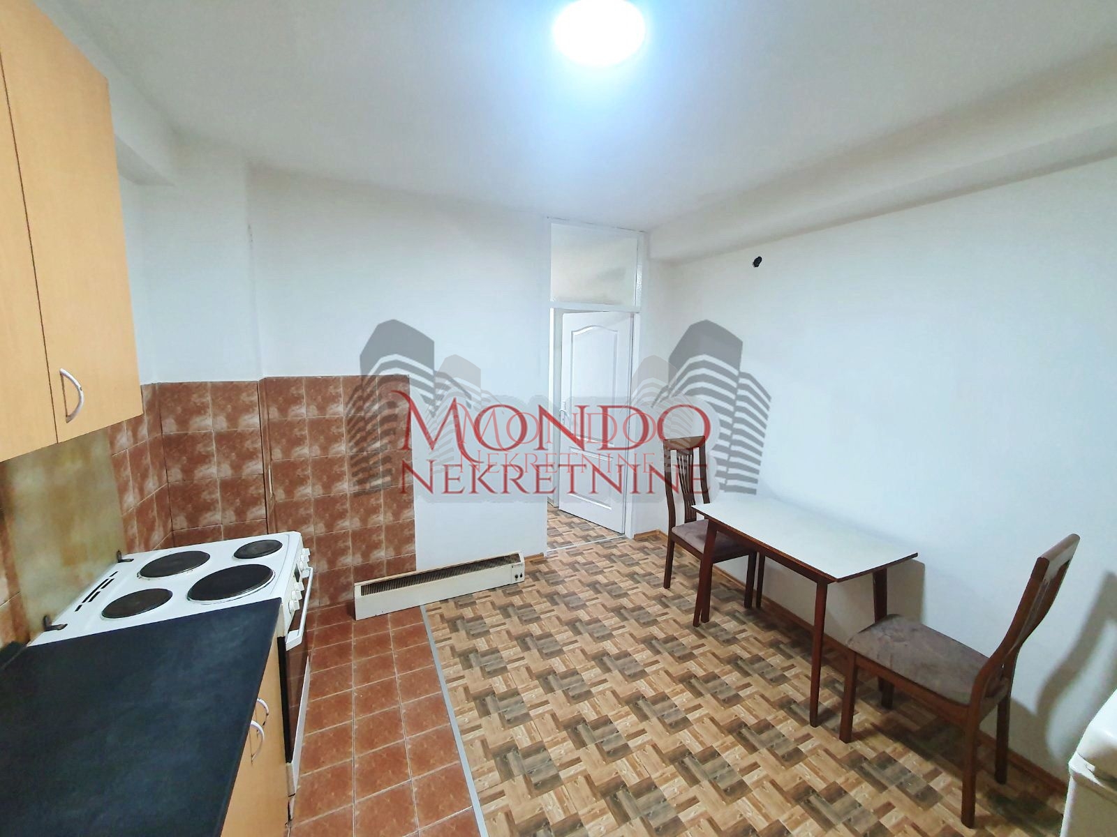 Jednosoban stan u kući kod fakulteta Zaštite na radu 2