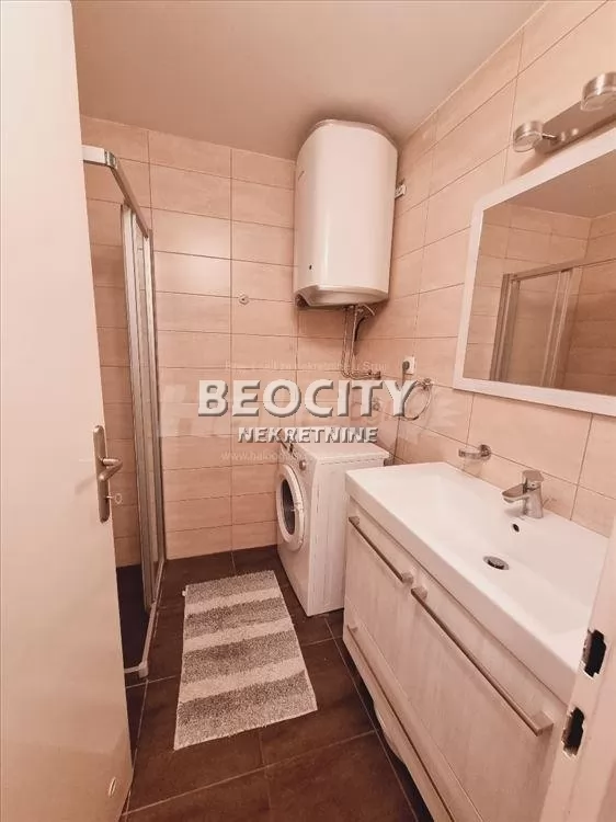 Trosoban stan, 60 m2, Blok 11c (Stari Merkator), Gramšijeva ID: 127709 11