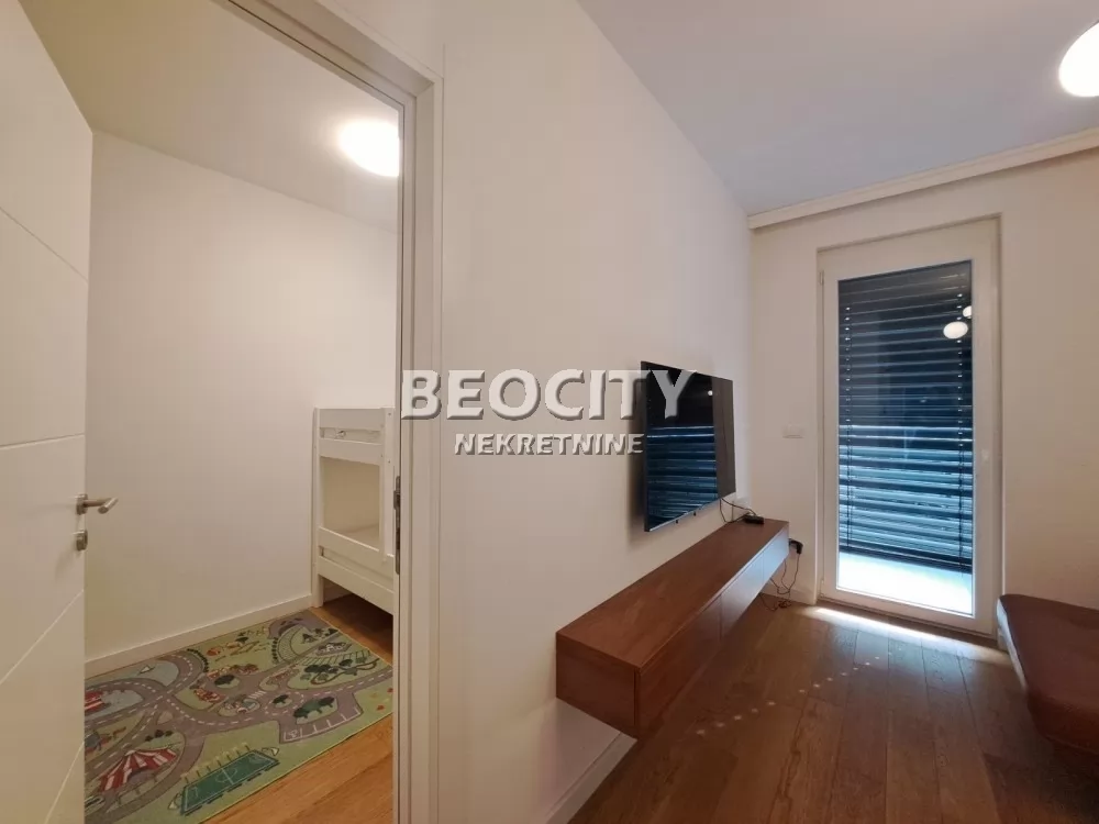 Trosoban stan, 63 m2, Južni bulevar ID: 129527 10