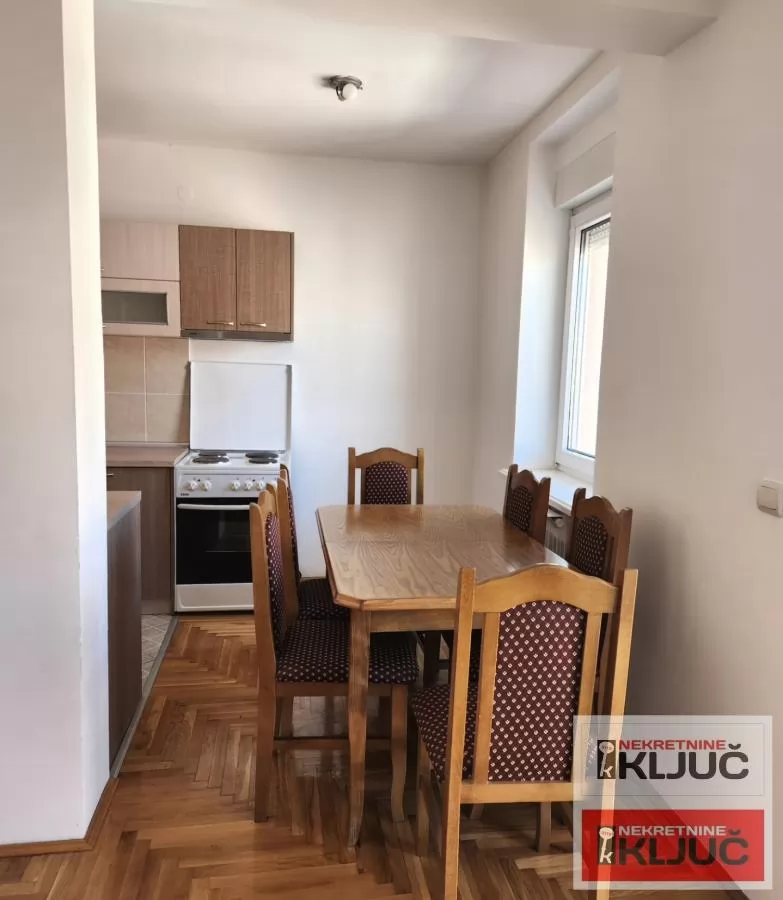 GRBAVICA IZDAJE SE JEDNOIPOSOBAN NAMEŠTEN STAN 10