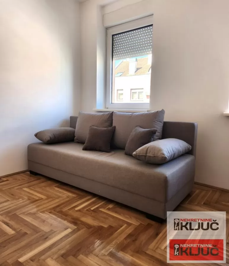 GRBAVICA IZDAJE SE JEDNOIPOSOBAN NAMEŠTEN STAN 13