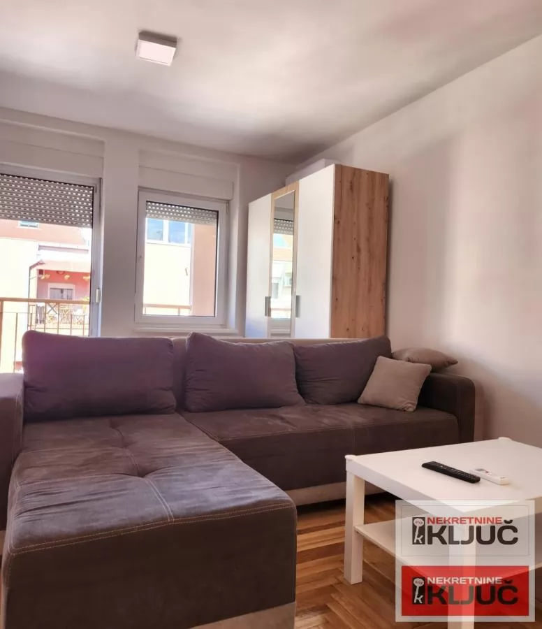 GRBAVICA IZDAJE SE JEDNOIPOSOBAN NAMEŠTEN STAN 2