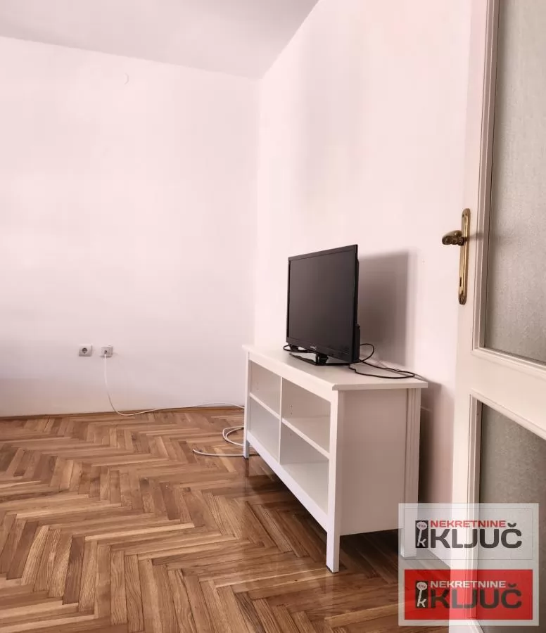 GRBAVICA IZDAJE SE JEDNOIPOSOBAN NAMEŠTEN STAN 5