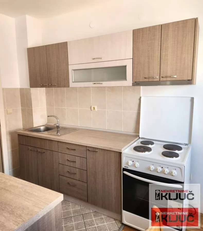 GRBAVICA IZDAJE SE JEDNOIPOSOBAN NAMEŠTEN STAN 7