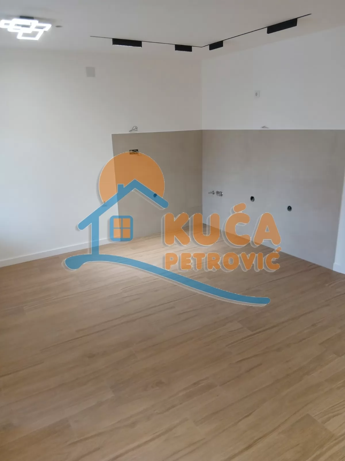 Trosoban stan, 64 m2, Duvanište, Majakovskog ID: p-016162 1