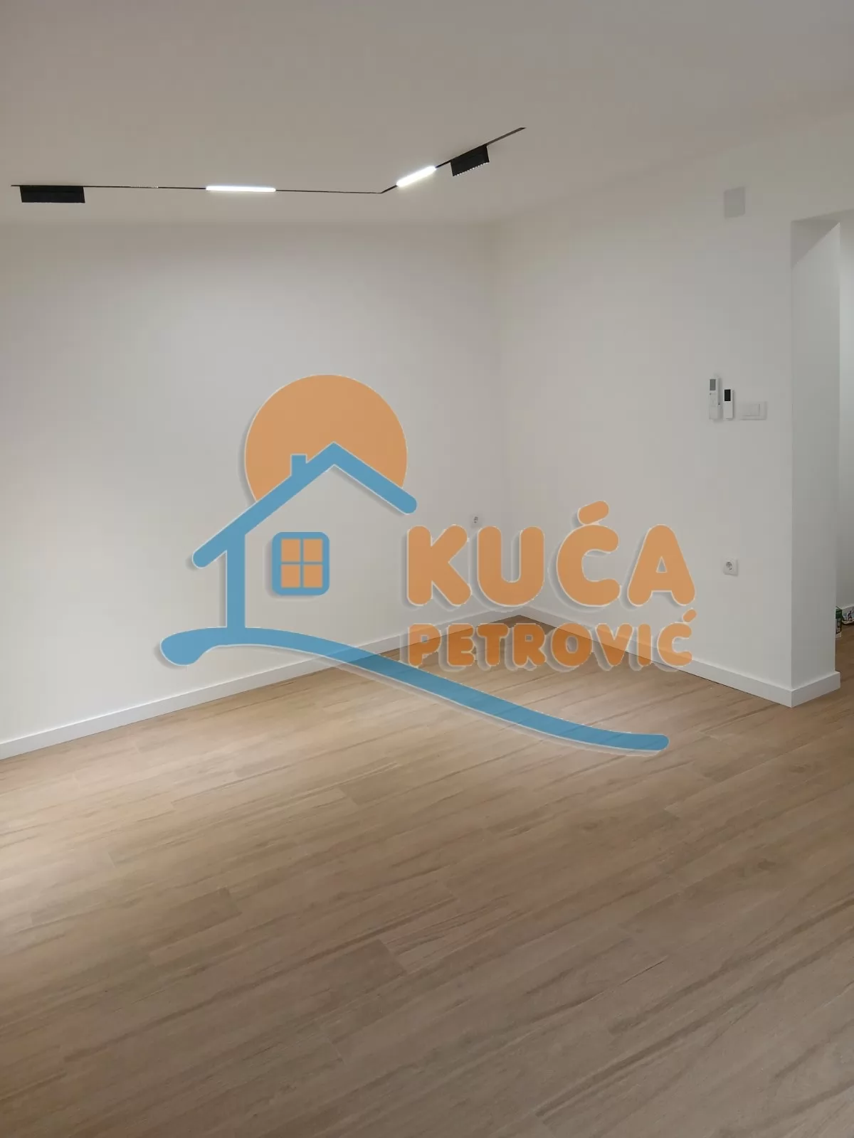 Trosoban stan, 64 m2, Duvanište, Majakovskog ID: p-016162 2