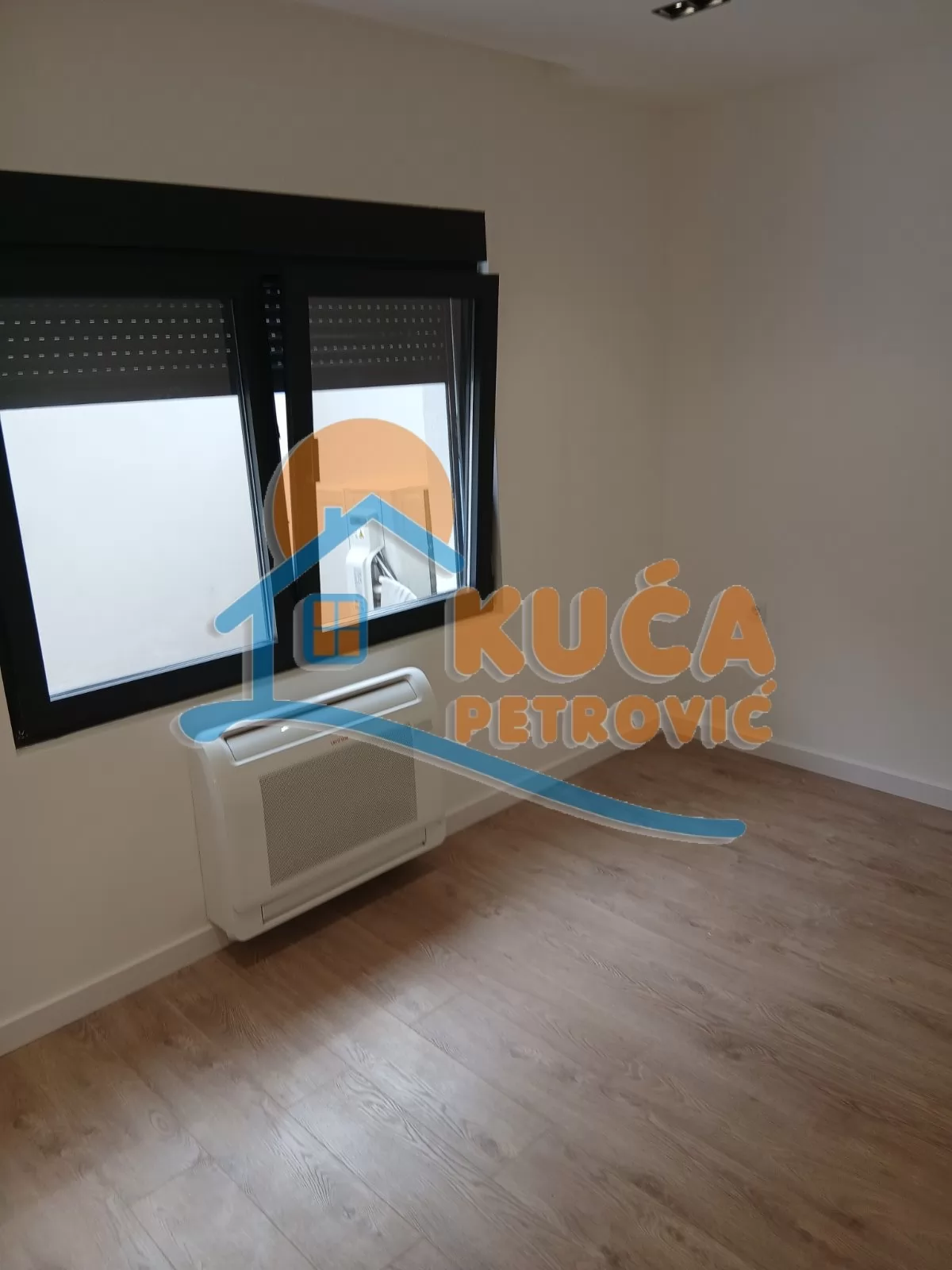 Trosoban stan, 64 m2, Duvanište, Majakovskog ID: p-016162 5