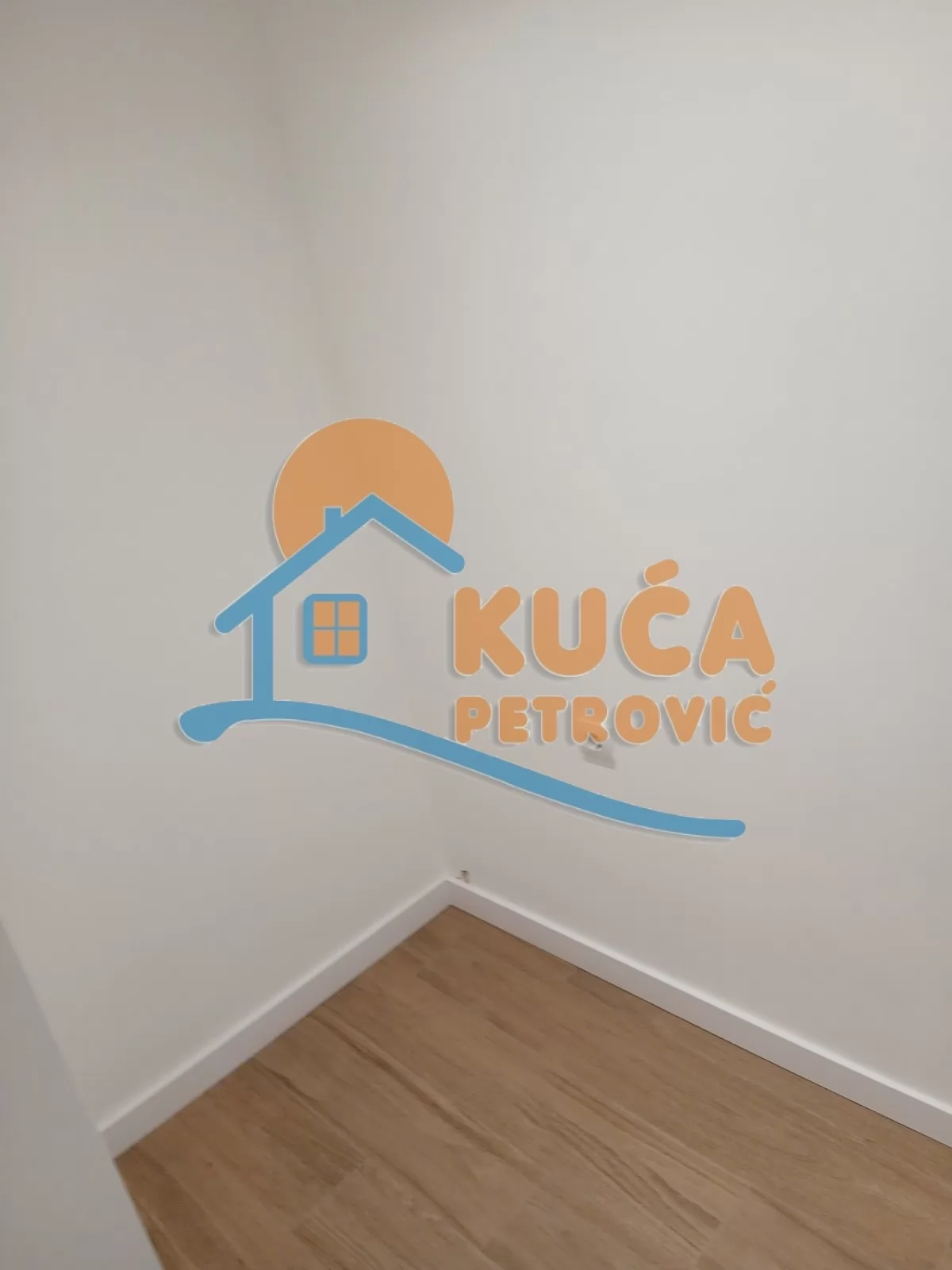 Trosoban stan, 64 m2, Duvanište, Majakovskog ID: p-016162 8